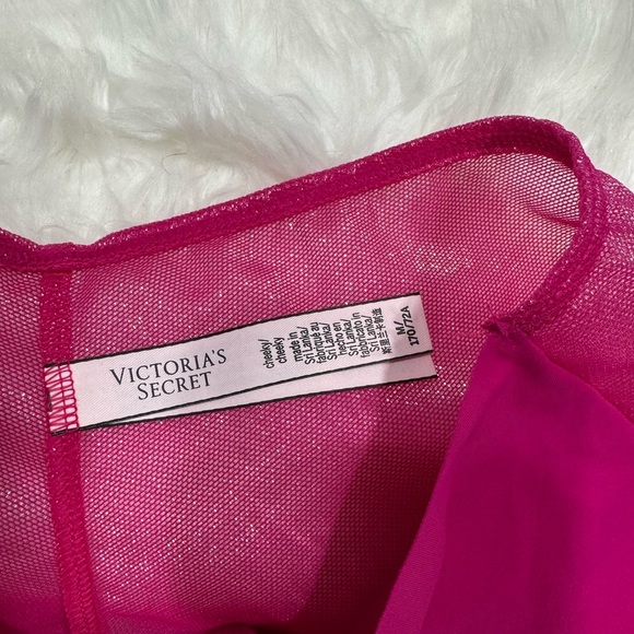 Victorias Secret Elegant Black Lace Bra and Pink Panty Set - Picture 3 of 13